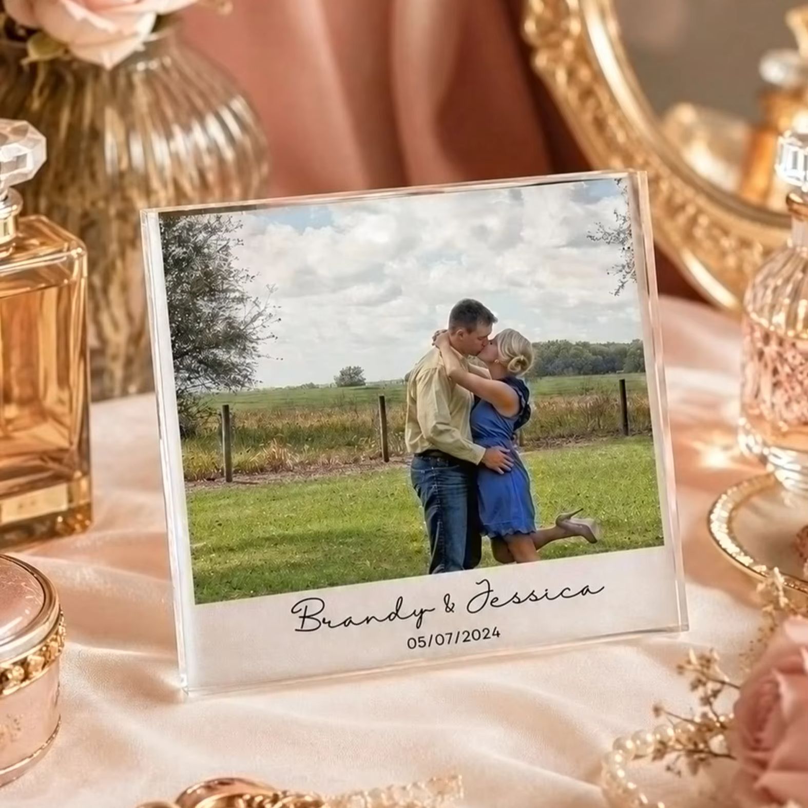 Custom Photo & Text Acrylic Bl - огляд і ціна Photo Acrylic Block